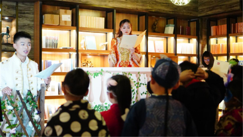 《羅密歐與朱麗葉》沉浸式讀劇會(huì )現場(chǎng).png