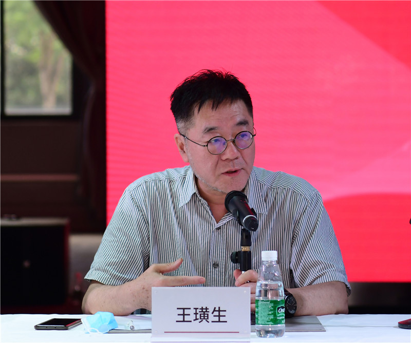 3廣州美術(shù)學(xué)院美術(shù)館總館長(cháng)、新美術(shù)館學(xué)研究中心主任王璜生致辭 （秦念 攝）.JPG